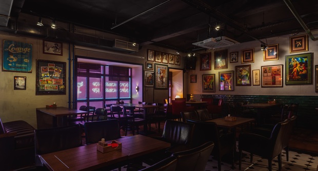 Bar Mr Help & Friends bar & tapas