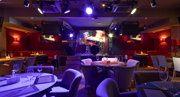 Restaurant Gremmis karaoke-klub